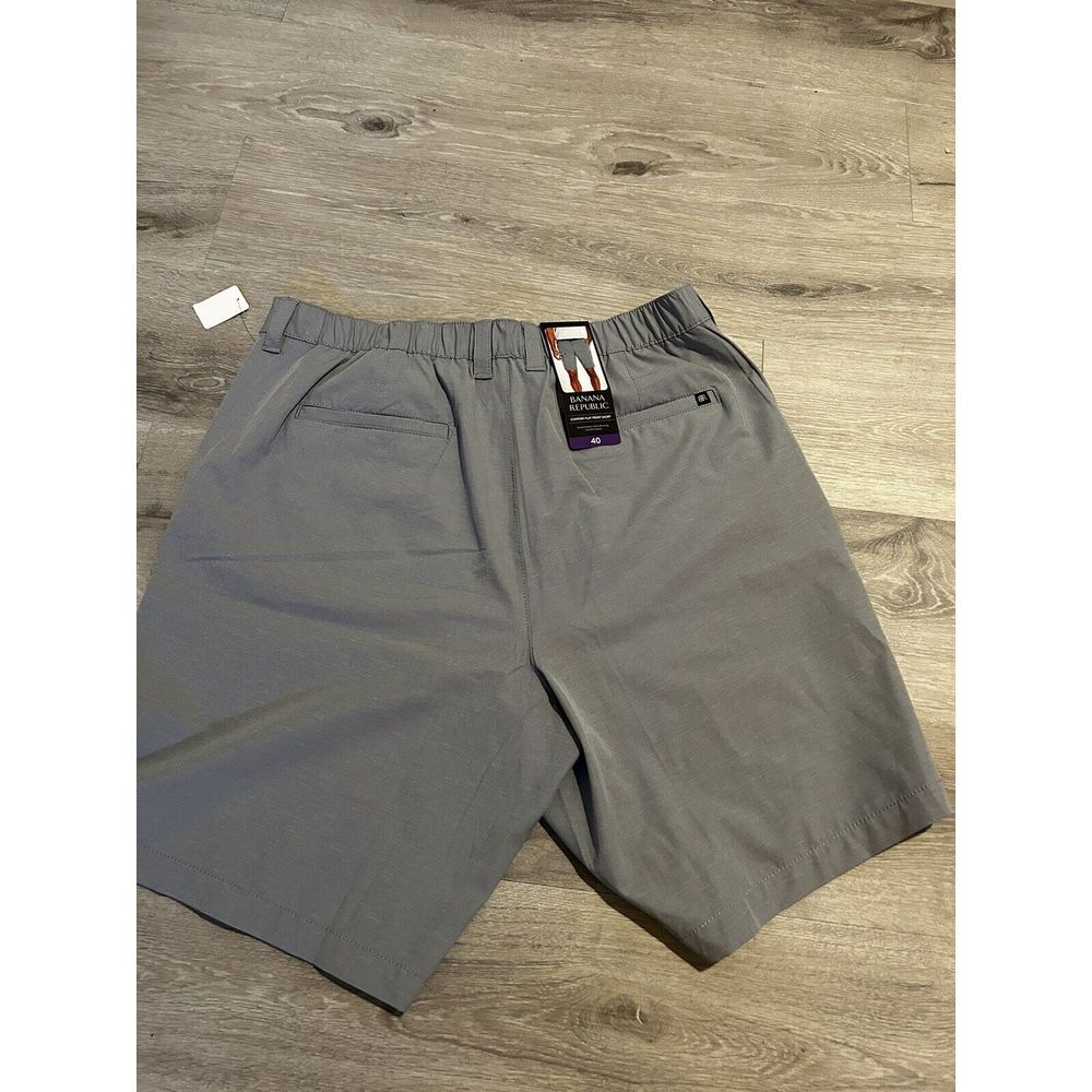 Banana Republic Men's Shorts Size 40 NWT Hiking Camping Vacation Backpacking